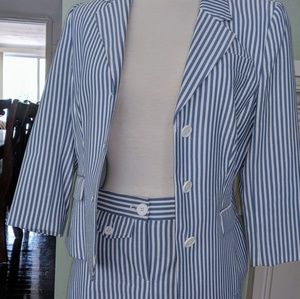 Ladies Two Piece Suit